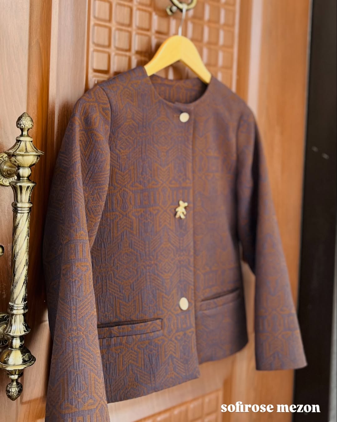 کت زنانه ژاکارد بهاره قهوه ای شکلاتی سایز 38-44